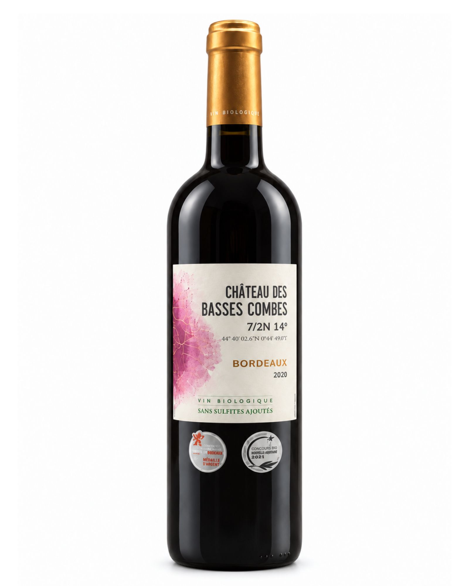 Packshot livré du vin rouge Château des Basses Combes sur fond blanc